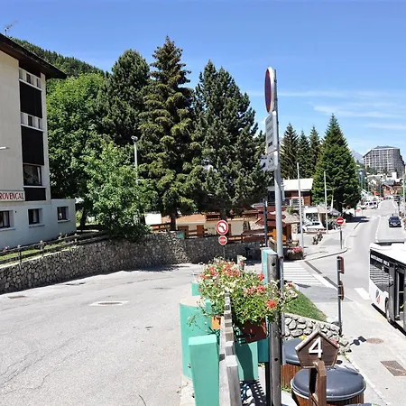 Le Provencal Les Deux Alpes
